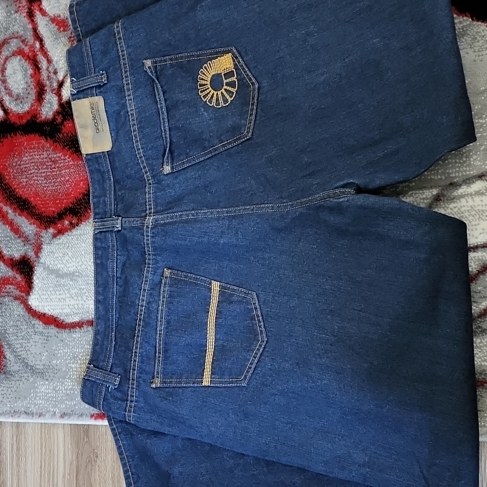 Akademiks - Picture 3 of 3